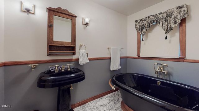840 N Euclid Avenue, Upland, CA 91786