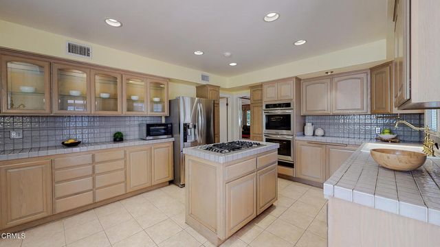 840 N Euclid Avenue, Upland, CA 91786