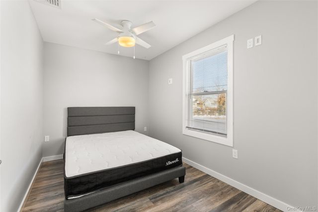 341 Main Street C, Islip, NY 11751