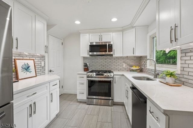 93 South Prospect St, Verona Twp., NJ 07044