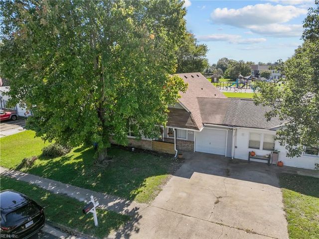 3413 Woodburne DR, Virginia Beach, VA 23452