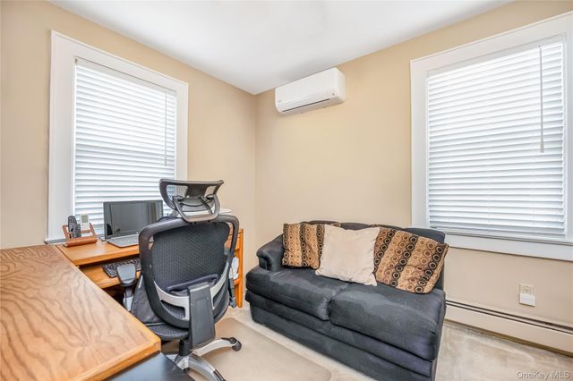 921 N 5th Street, New Hyde Park, NY 11040