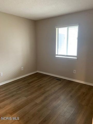 6035 Red Oak Drive, Toledo, OH 43615