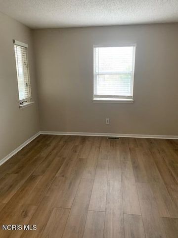 6035 Red Oak Drive, Toledo, OH 43615