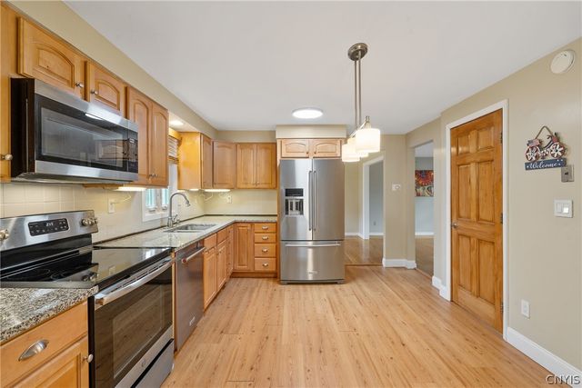 5997 Rita Lane, Cicero, NY 13039