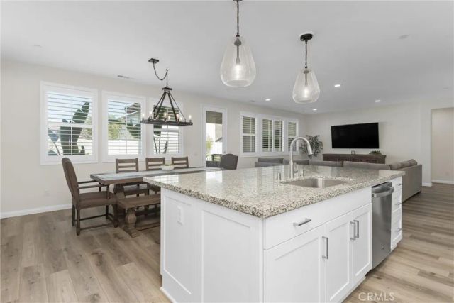 1216 Flagstone Lane, Hemet, CA 92545