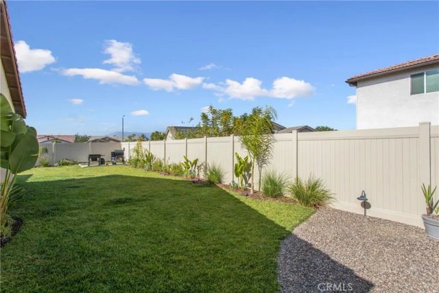 1216 Flagstone Lane, Hemet, CA 92545