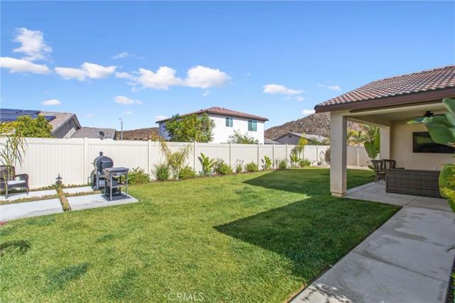 1216 Flagstone Lane, Hemet, CA 92545