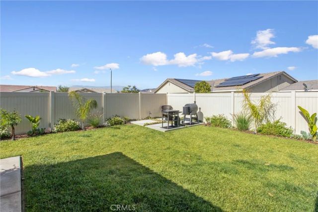 1216 Flagstone Lane, Hemet, CA 92545
