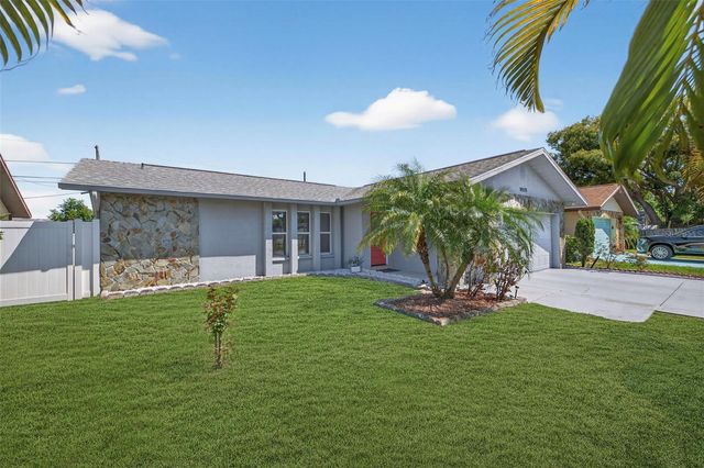 10275 113TH STREET, Seminole, FL 33778