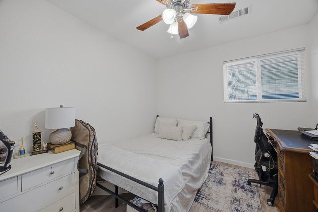 4709 W School Avenue, Visalia, CA 93291