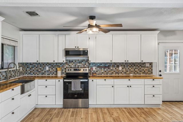 5731 Spring Watch, San Antonio, TX 78247