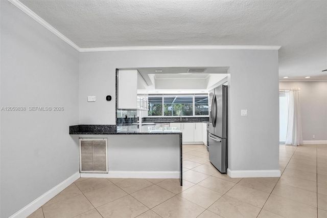 5281 SW 4th CT, Plantation, FL 33317