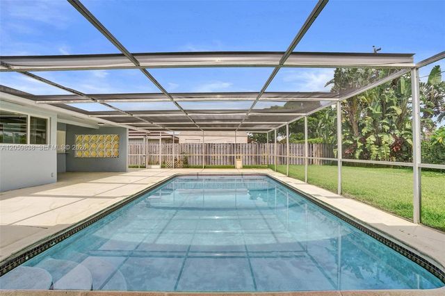 5281 SW 4th CT, Plantation, FL 33317