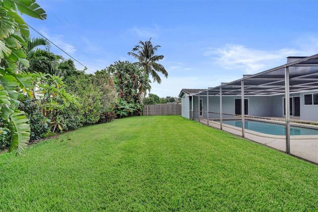 5281 SW 4th CT, Plantation, FL 33317