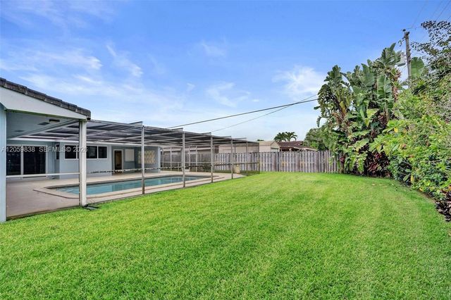 5281 SW 4th CT, Plantation, FL 33317