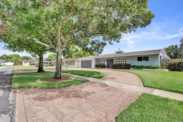 5281 SW 4th CT, Plantation, FL 33317