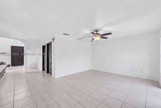 417 Kelly Ln, Weston, FL 33326