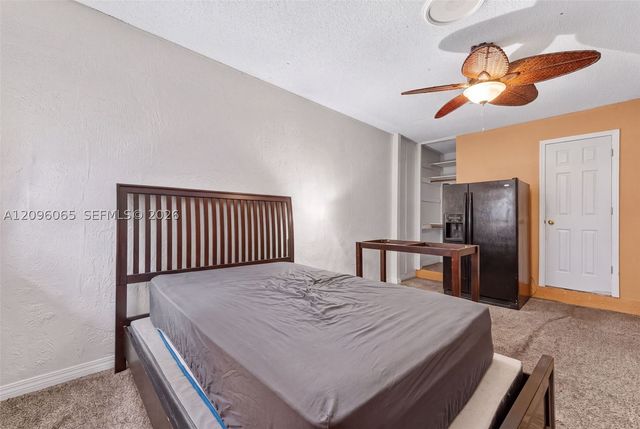 417 Kelly Ln, Weston, FL 33326