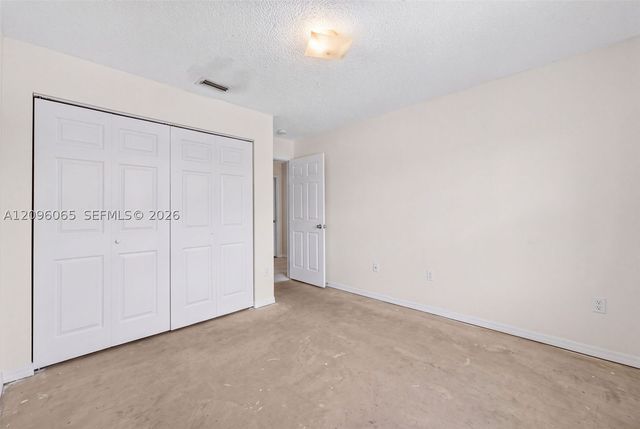 417 Kelly Ln, Weston, FL 33326