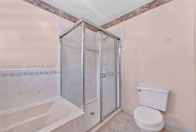 417 Kelly Ln, Weston, FL 33326
