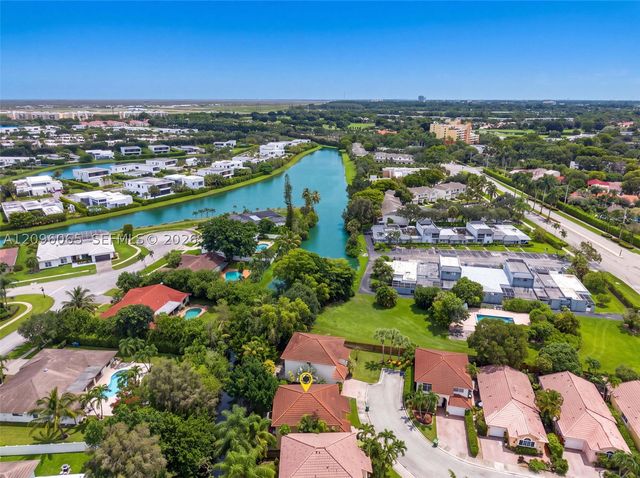 417 Kelly Ln, Weston, FL 33326