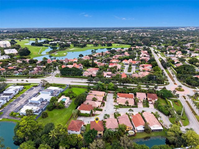 417 Kelly Ln, Weston, FL 33326