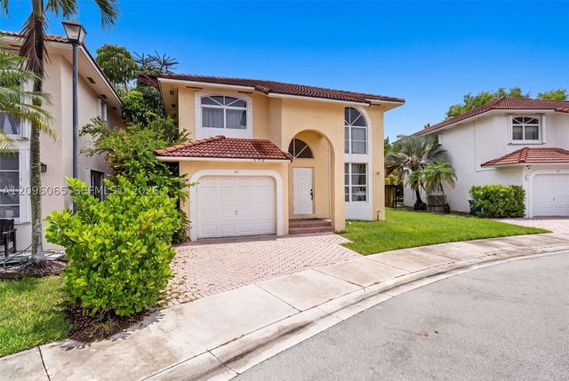 417 Kelly Ln, Weston, FL 33326
