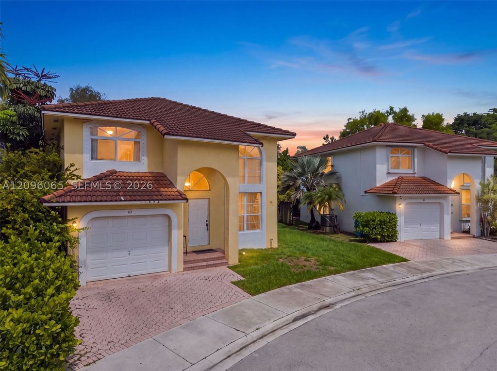 417 Kelly Ln, Weston, FL 33326