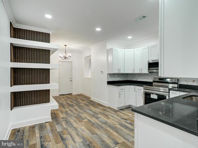 533 S CONESTOGA ST, Philadelphia, PA 19143