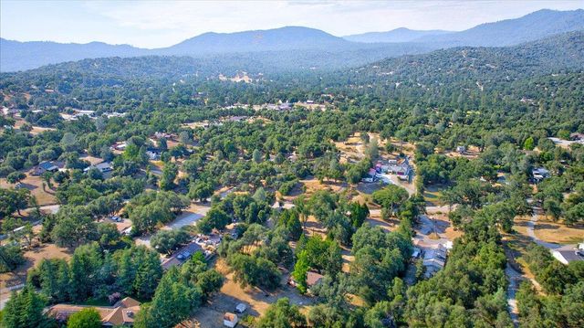 45416 Road 621, Ahwahnee, CA 93601