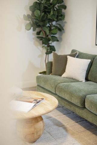 3187 Osuna Way, Sacramento, CA 95833