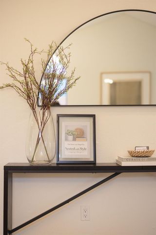 3187 Osuna Way, Sacramento, CA 95833