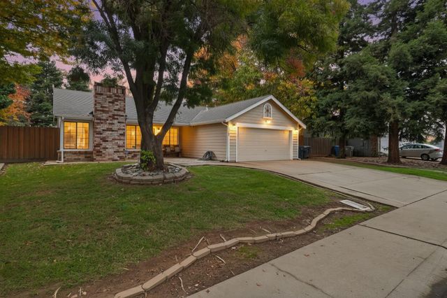 3187 Osuna Way, Sacramento, CA 95833