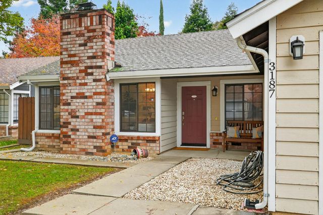 3187 Osuna Way, Sacramento, CA 95833