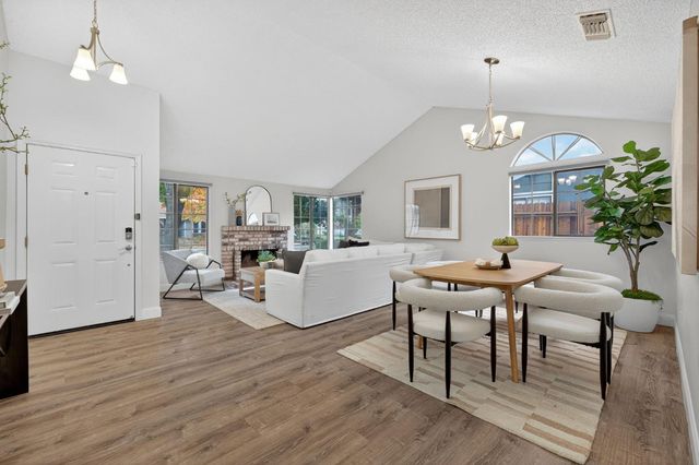 3187 Osuna Way, Sacramento, CA 95833