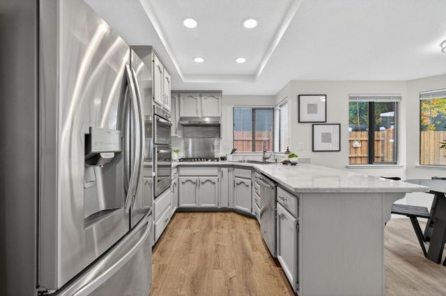 3187 Osuna Way, Sacramento, CA 95833