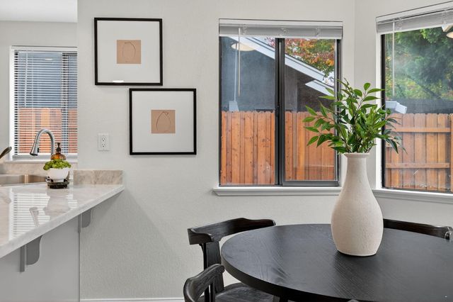 3187 Osuna Way, Sacramento, CA 95833