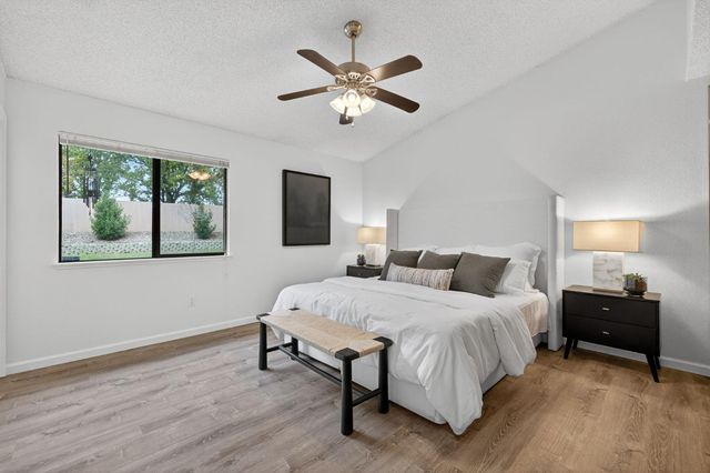 3187 Osuna Way, Sacramento, CA 95833