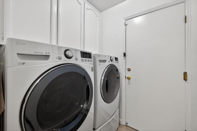 3187 Osuna Way, Sacramento, CA 95833