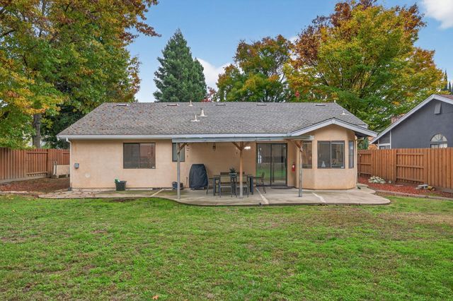 3187 Osuna Way, Sacramento, CA 95833