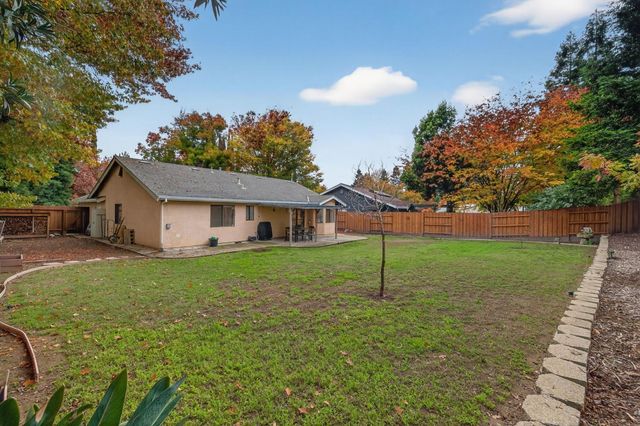 3187 Osuna Way, Sacramento, CA 95833