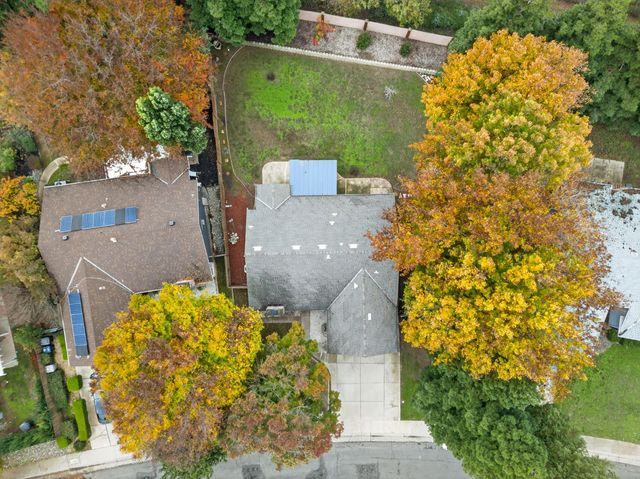 3187 Osuna Way, Sacramento, CA 95833