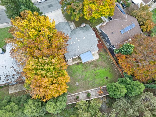 3187 Osuna Way, Sacramento, CA 95833