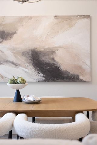 3187 Osuna Way, Sacramento, CA 95833