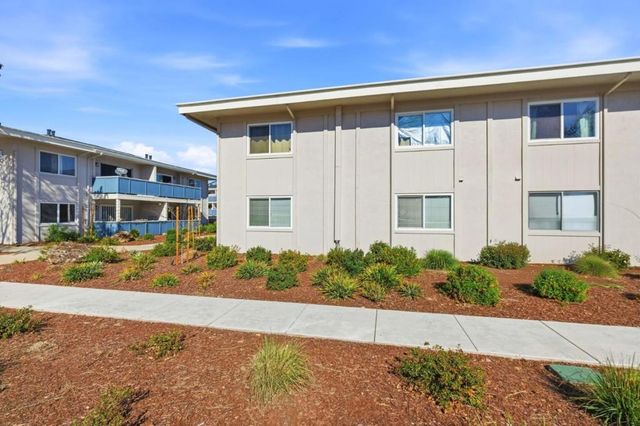 38228 Paseo Padre Parkway 14, Fremont, CA 94536