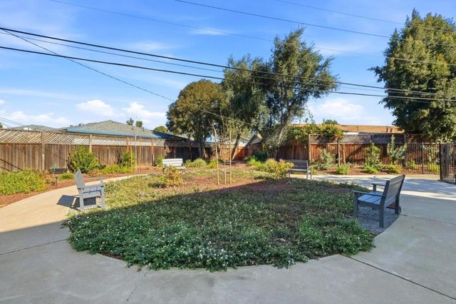 38228 Paseo Padre Parkway 14, Fremont, CA 94536