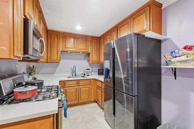 38228 Paseo Padre Parkway 14, Fremont, CA 94536