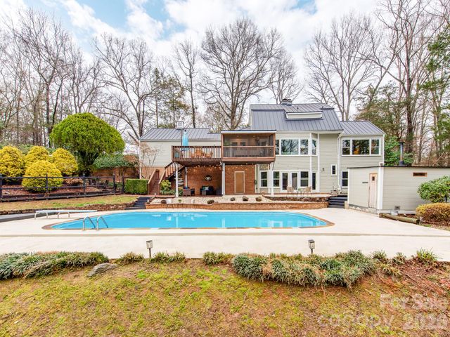 5361 Five Knolls Drive, Charlotte, NC 28226