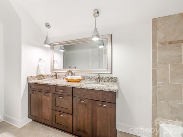 5361 Five Knolls Drive, Charlotte, NC 28226